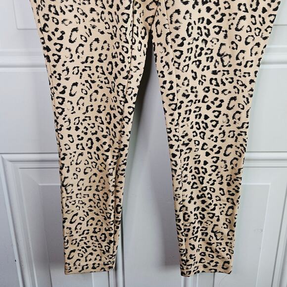 NEW Chicos Ponte Knit Animal Print Leggings Pants Size 0P 4P Tan Black &89 - Picture 7 of 10